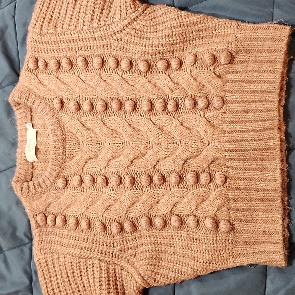 ASTR The Label Tina Pom Pom Sweater size S - Picture 7 of 16